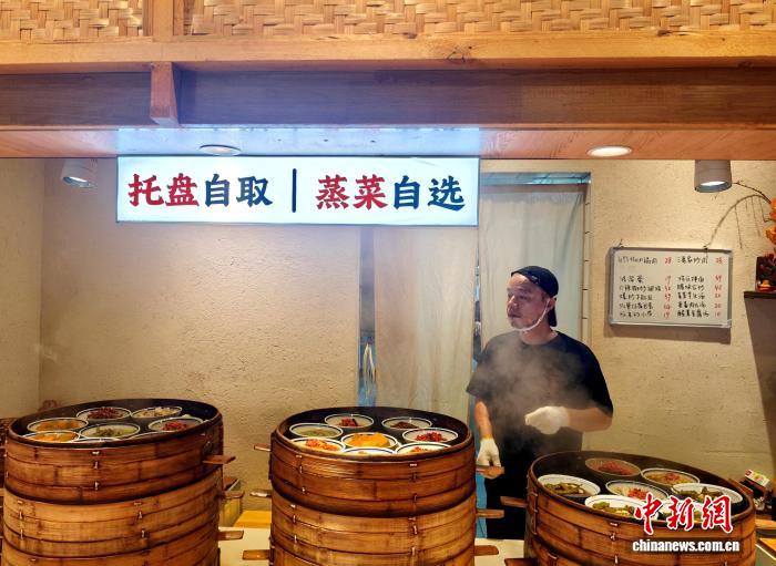 從湘東小城到獅城餐桌 湖南瀏陽蒸菜“出海”解鄉愁