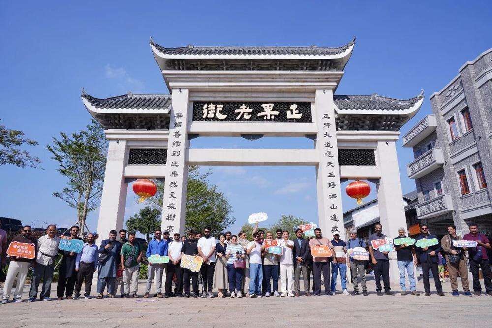 【大美廣東·中印尼雙語】（Bilingual Cina dan Indonesia）廣交會客商打卡增城正果老街，文旅搭橋促經貿
