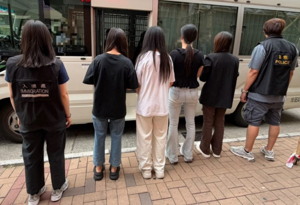 香港大埔聯同入境處打擊非法賣淫 拘捕12名內地女子