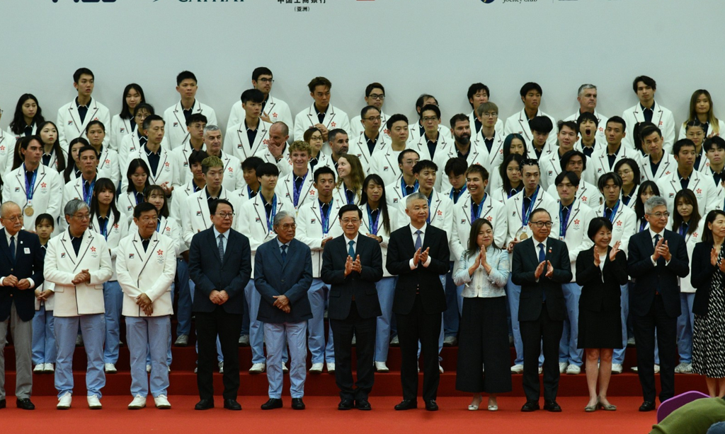 香港亞運代表團創歷屆最佳成績 李家超頒發嘉許狀表揚運動員
