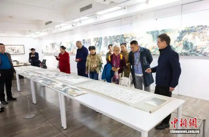 甄選力作 蘇東天書畫藝術展在京啓幕